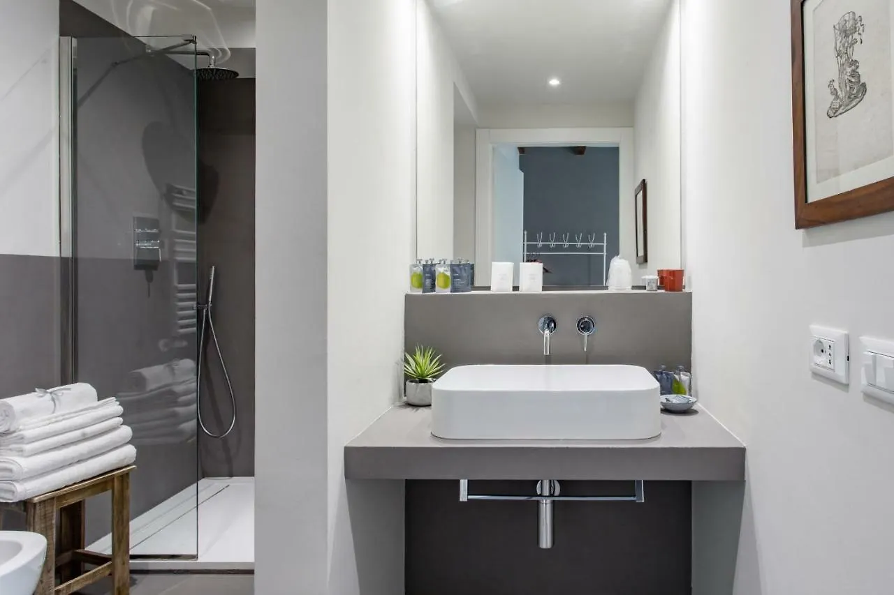Charming Flat Righi Bologna Apartment